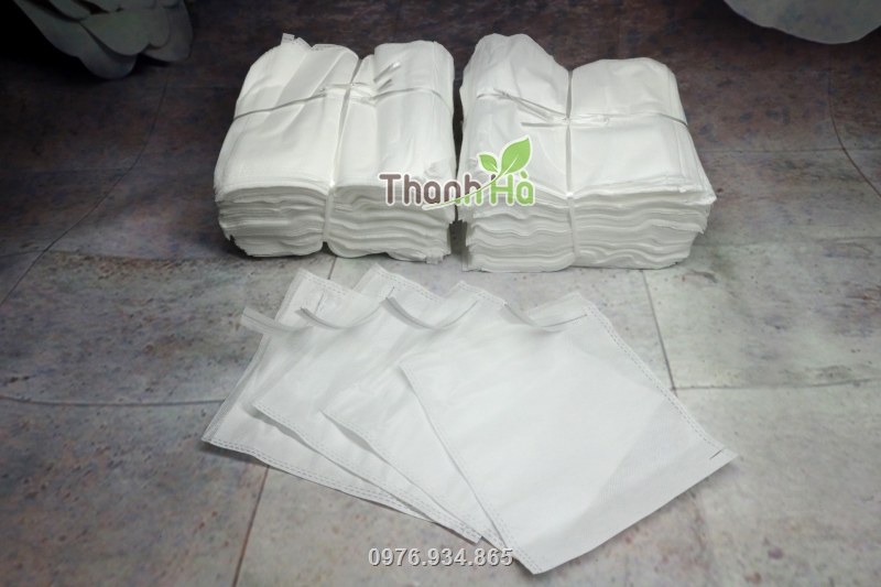 Túi bao trái vải không dệt được đóng gói theo quy cách 200 túi/bịch